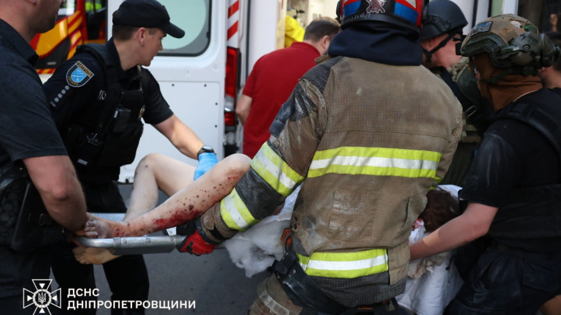 У середу у Дніпрі день жалоби: місто вшановує жертв російського терору