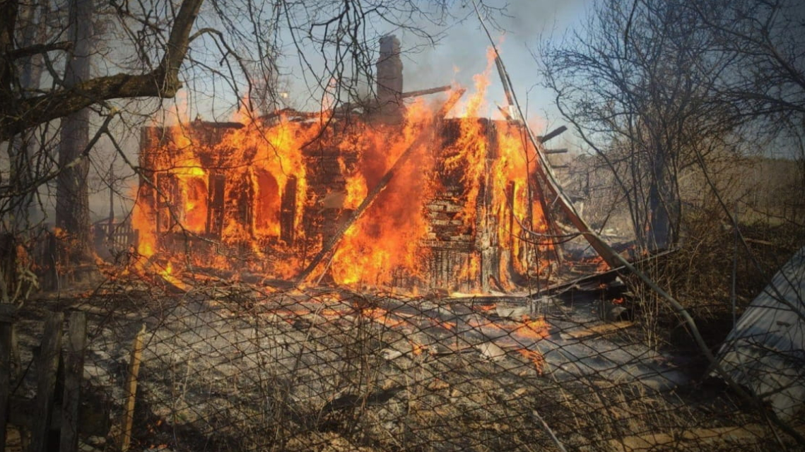 На Чернігівщині під час удару російських дронів загинув 95-річний чоловік (Відео)