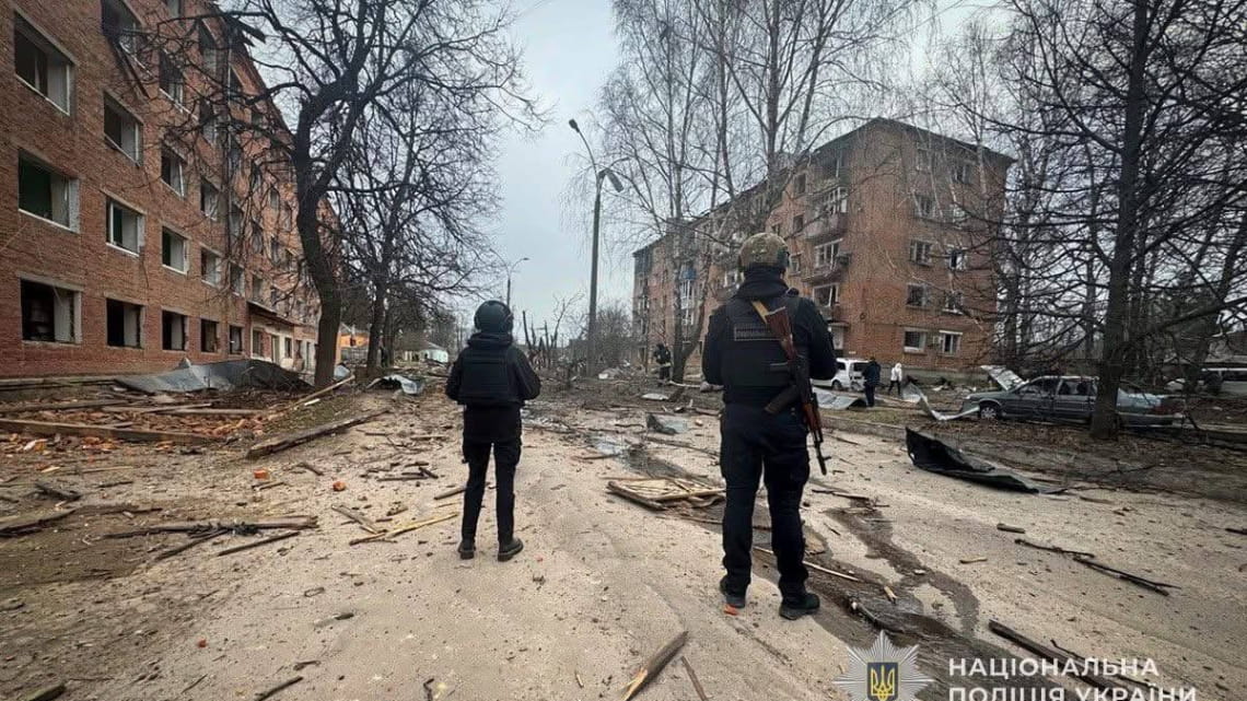Окупанти вдарили по Сумщині та поранили 16 людей – серед постраждалих дитина (Відео)