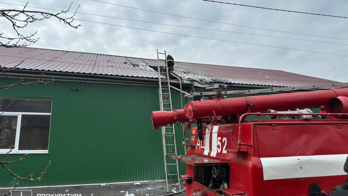 У Великдень росіяни завдали серію ударів по Золочеву на Харківщині: є потерпілі