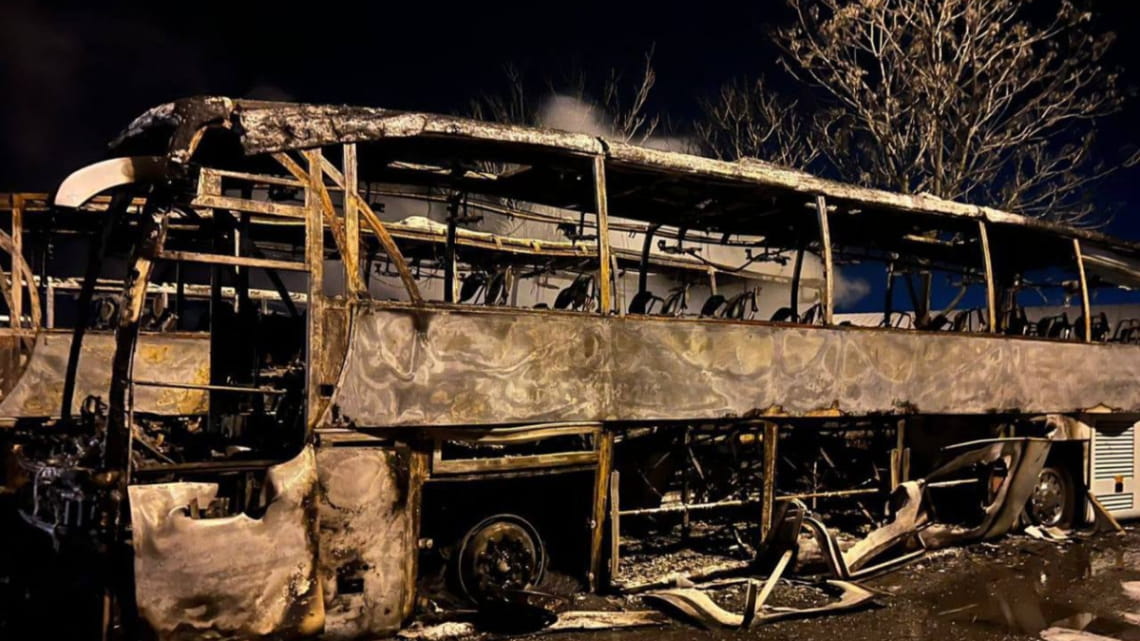 Нічна атака на Одещину: ворог ударив по портах та складах із агропродукцією, є поранений