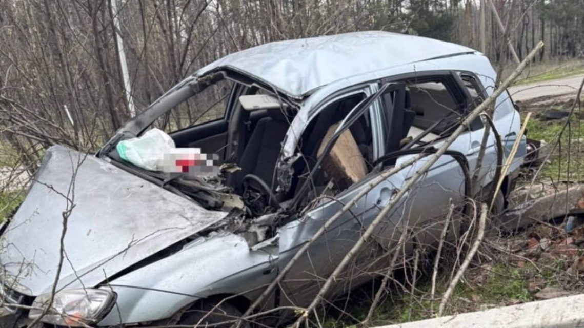 На Харківщині дрон влучив у авто: загинув чоловік, є поранений