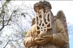 Тарас Бульба і янгол-охоронець незалежності: На Рівненщині створили алею незвичних дерев'яних скульптур