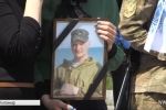 "Дуже хотів повернутися в армію": У Житомирі попрощалися із 25-річним десантником