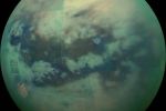 Станція Cassini зафіксувала хмари на Титані