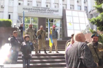 "Мітинг триває": Дніпро обурилось через бездіяльність копів під час сутичок 9 травня