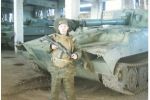 Командування "ДНР" категорично заборонило бойовикам позувати на фоні військової техніки – ІС