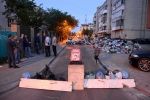 Мешканці Львова перекрили вулицю барикадами зі сміття – фото