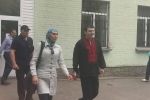 У вишиванці і в гарному настрої: Осмаєва виписали з лікарні 