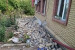 Штаб АТО: Під час ворожого обстрілу Сухої Балки дивом врятувалися троє дорослих і дитина