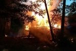 У столиці зайнялася пожежа на території кіностудії Довженка – фото, відео
