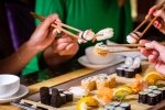 Отруєння суші у Києві: у Держспоживслужбі кажуть, що ситуація "напружена" 