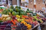 На території України до роботи повернулися 555 ринків