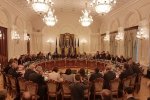 Порошенко: Україна не буде негайно подавати заявку на вступ до НАТО – зосередиться на реформах