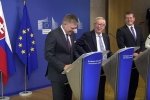 "Це моя дружина, а ні – Меркель": як глава Єврокомісії Юнкер скинув дзвінок на прес-конференції
