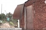 Зірваний шифер та півторамільйонні збитки: у Кривому Розі пронісся смерч з градом – фото, відео