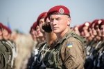 Через лісові пожежі на параді в Києві буде одним міністром оборони менше