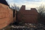 У прифронтовому Верхньоторецькому внаслідок ворожого обстрілу згоріли 10 будинків