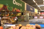 Коли товар на полиці задавнився на 4 місяці: "5 канал" взяв участь у рейді супермаркетом Львова