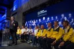 Порошенко "нескореними" у Торонто: Ваш приклад хоробрості вселяє упевненість у нашій остаточній перемозі