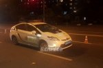 У Києві вночі автомобіль патрульної поліції збив пішохода