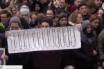 "Ми просто виживаємо": у Дніпрі на мітинг вийшли студенти та викладачі Митної академії