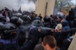 В Одесі сталися масові сутички – травмовані щонайменше 6 поліцейських (оновлено)