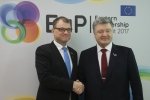 "Північний потік-2": Порошенко закликав зважено підійти до розгляду проекту