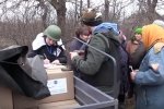 Під Світлодарськом місцеві жителі знову спростовують фейк про "карателів ЗСУ" – відео