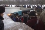 У Москві автобус влетів у підземний перехід станції метро, є загиблі – відео
