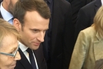 Макрон на Паризькому книжковому салоні відмовився підходити до росіян
