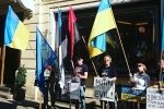 "Putin is evil": в Естонії з вимогою звільнити Сенцова пікетували посольство РФ – головні гасла акції