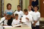 "Буває, що не хочу, аби вони туди їхали": діти учасників війни на Донбасі записали побажання Україні