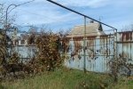 Висип на шкірі та сморід: в окупованому Армянську жителі скаржаться на викид кислоти в повітря