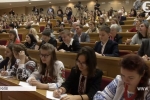День писемності з "Крилами України": як цьогоріч країна писала традиційний радіодиктант