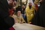 Україна чекала цього понад 300 років: всі подробиці підписання Томосу про автокефалію ПЦУ – сюжет