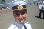 Посиніла поранена рука: Денісова розповіла останні новини про стан українського моряка Сороки