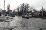 В Одесі 3 райони залишилися без води через масштабну аварію на трубопроводі