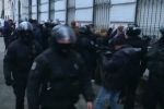 Сутички силовиків та активістів у Києві: поліція звільнила усіх затриманих на Подолі