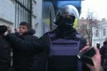 Сутичка між активістами й силовиками в Києві: хронологія подій та перший коментар поліції – відео