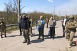 Оккупационная власть Луганщины передала Украине 60 узников – включение