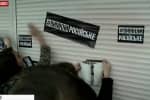 "Токсичний канал": під офісом "Інтера" влаштували пікет з "чорною міткою" 