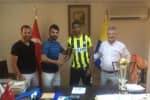 Курйоз у турецькому клубі: купили не того футболіста і за добу розірвали контракт