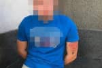 Біля будівлі Ради чоловік розгулював з гранатою в кишені