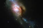 "Слияние Медузы": телескоп Hubble сделал уникальный космический снимок