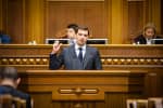Долги перед медиками и учителями: как премьер ответил на требования Зеленского