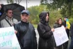 "Хто відповідатиме, коли гроби поїдуть в Україну": в Маріуполі люди пікетували офіс ОБСЄ – причина
