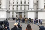 Представители полка "Азов" пришли к МИД – причина акции