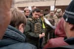 "Ми обрали малороса": як військові та волонтери реагують на розведення військ в Україні