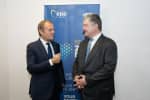 Порошенко в Хорватии встретился с Туском, в частности, обсудили продление санкций против РФ и ситуацию на Донбассе